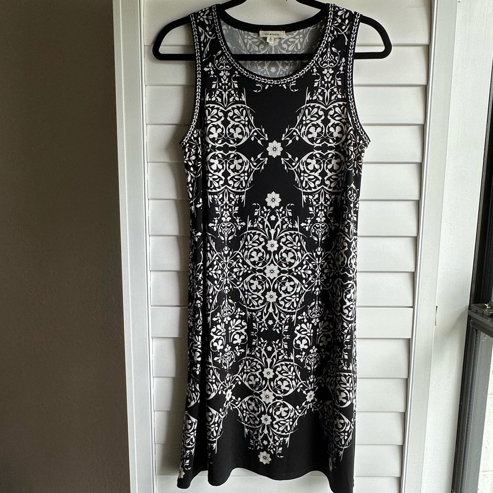 Max Studio Monochrome Patterned Dress